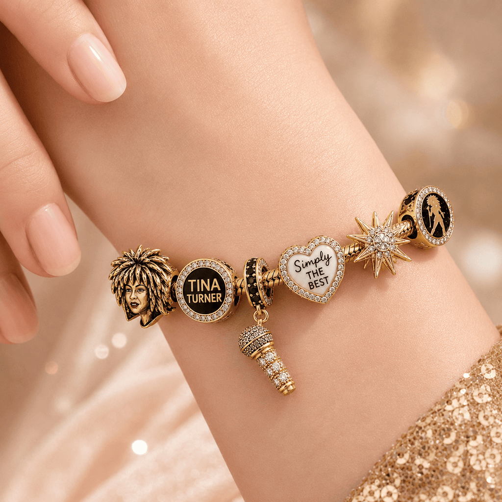 TNTN Gold Charm Bracelet Set VTH
